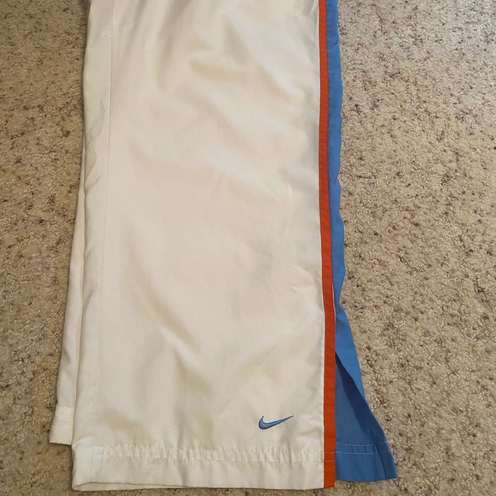Nike Capris - Picture 4 of 5